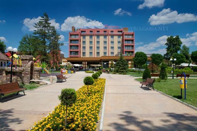 סבילנגראד Park Hotel Romantica מראה חיצוני תמונה