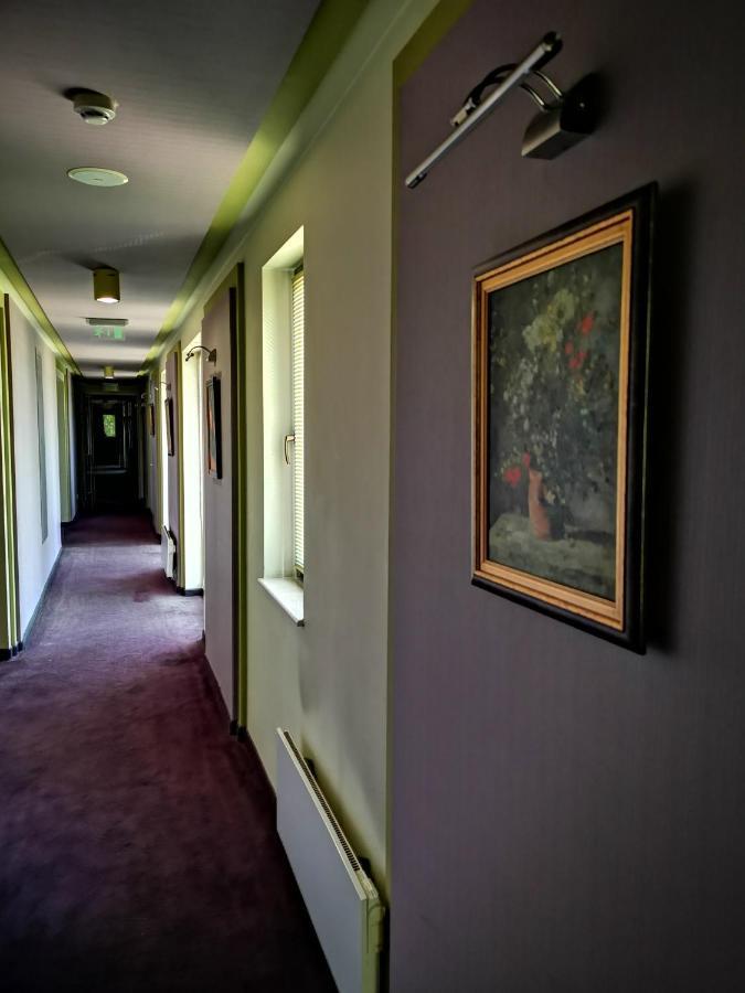 סבילנגראד Park Hotel Romantica מראה חיצוני תמונה