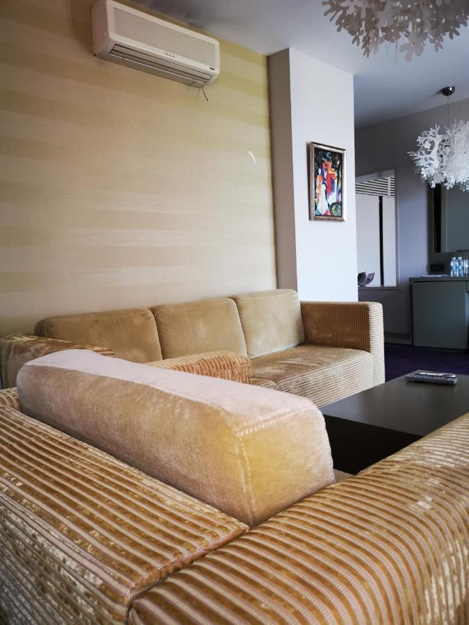 סבילנגראד Park Hotel Romantica מראה חיצוני תמונה