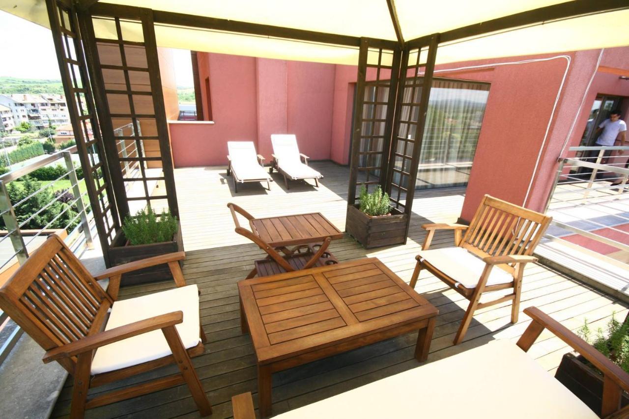 סבילנגראד Park Hotel Romantica מראה חיצוני תמונה