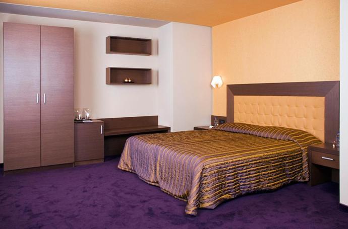 סבילנגראד Park Hotel Romantica חדר תמונה